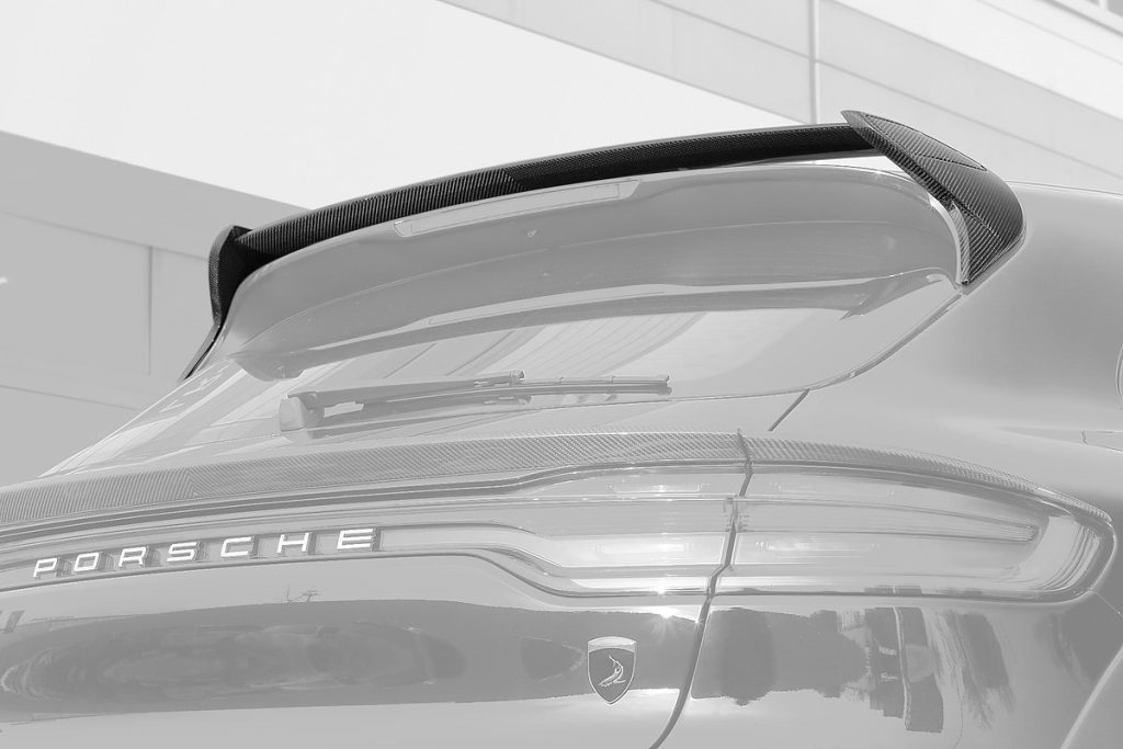 สปอยเลอร์ท้าย Carbon Fiber 95B Macan Facelift ทรง TOPCAR URSA 3 ชิ้น (Top)