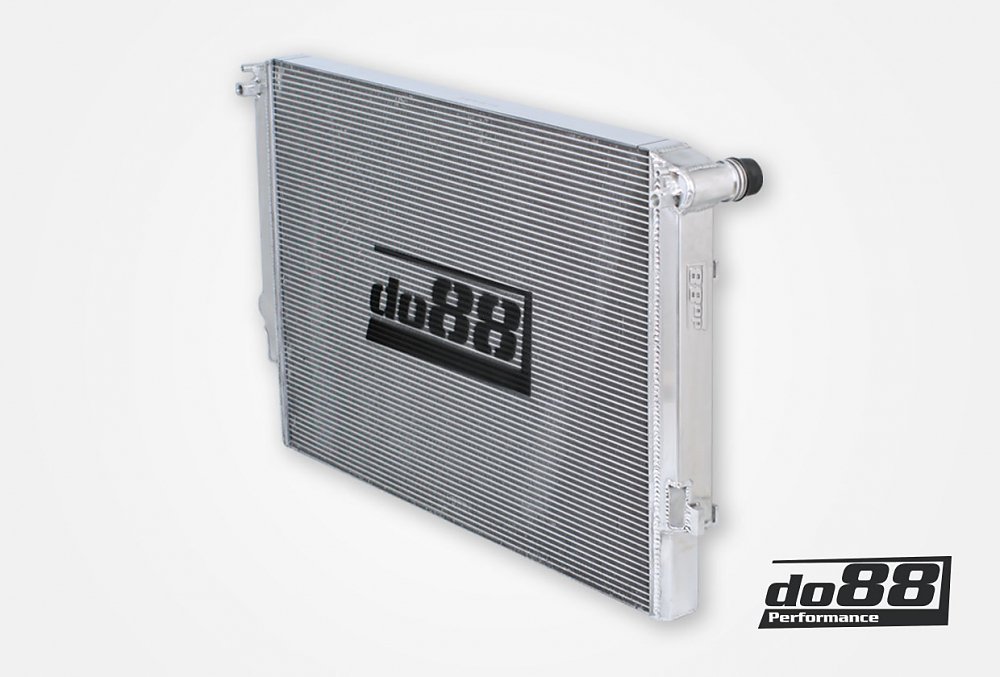หม้อน้ำ do88 สำหรับ AUDI SEAT SKODA VW 1.8 / 2.0 TSI (MQB)