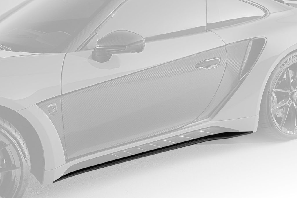 สเกิร์ตข้าง Carbon Fiber ส่วนล่าง 992 911 Cabriolet ทรง TOPCAR Stinger GTR Carbon Edition 2 ชิ้น