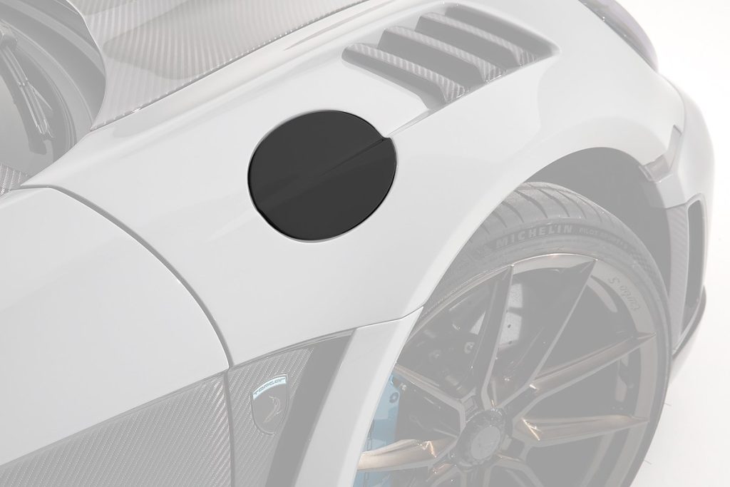 ฝาถังน้ำมัน Carbon Fiber PORSCHE 992 911 Carrera แบบพ่นสี ทรง TOPCAR Stinger GTR 3.0