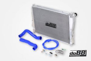 หม้อน้ำ do88 สำหรับ BMW M3 E46