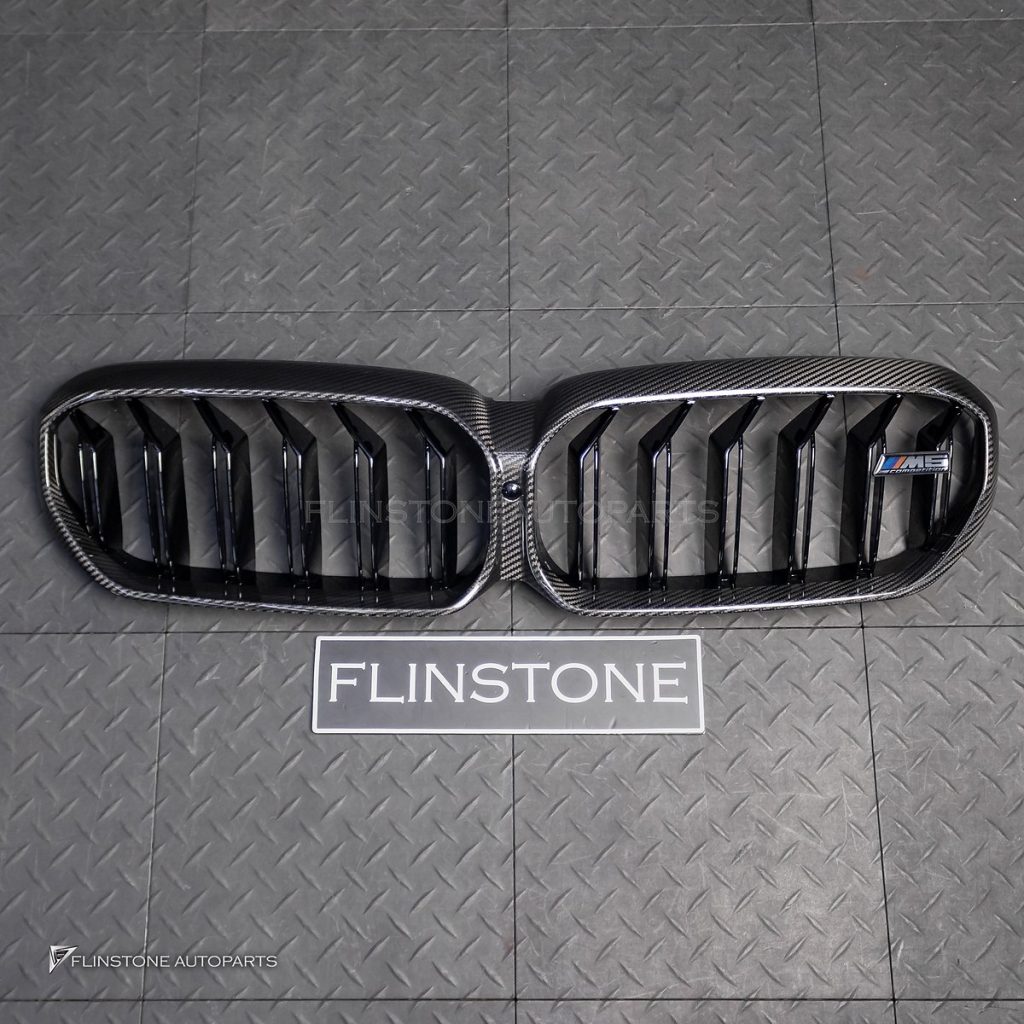 กระจังหน้า Carbon Fiber USUS AUTOCLAVE BMW G30 LCI Series 5 ทรง M5 พร้อม โลโก้
