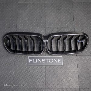กระจังหน้า Carbon Fiber USUS AUTOCLAVE BMW G30 LCI Series 5 ทรง M5 พร้อม โลโก้