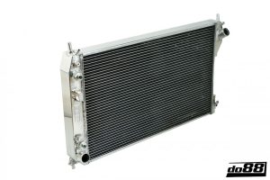 หม้อน้ำ do88 สำหรับ SAAB 9-3 2,0T 2003