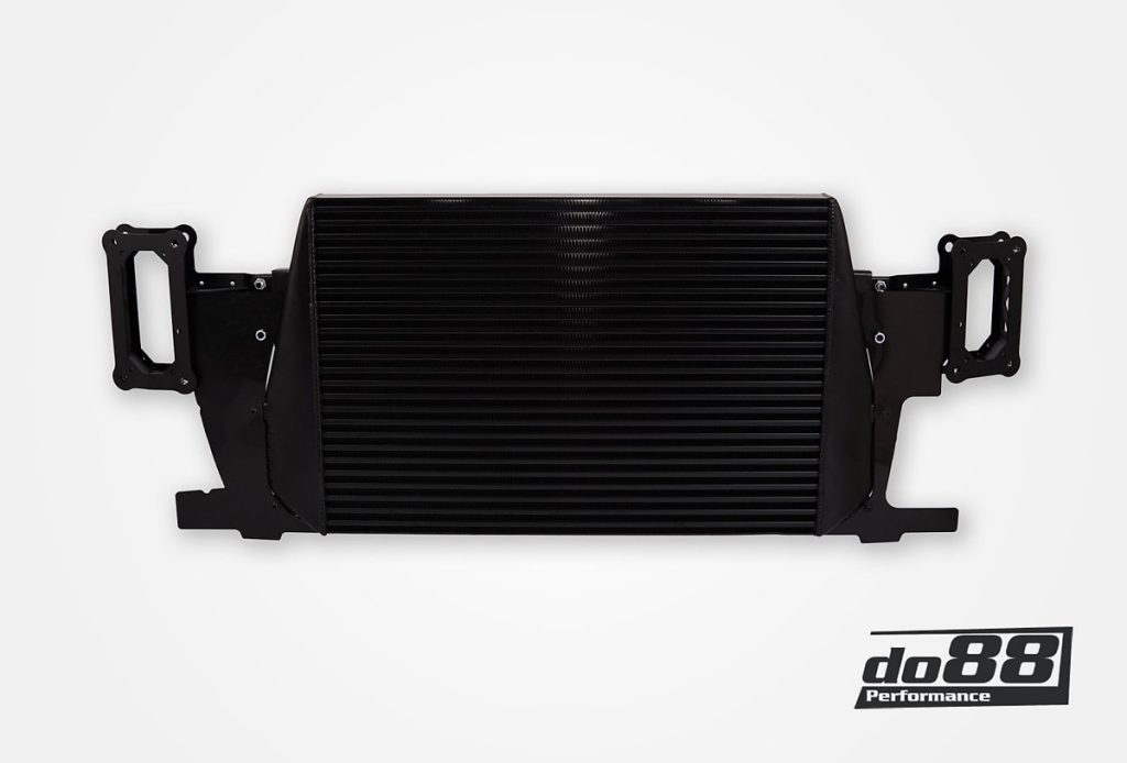 อินเตอร์คูลเลอร์ do88 สำหรับ Toyota Yaris GR (ICM-390-S)