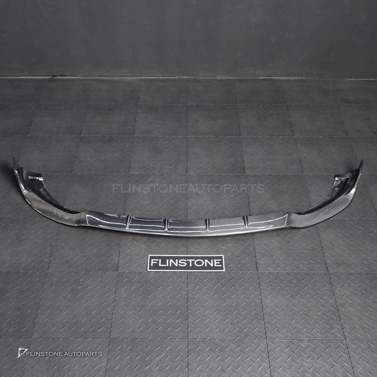 ลิ้นหน้า Carbon Fiber PORSCHE TAYCAN ทรง MANSORY