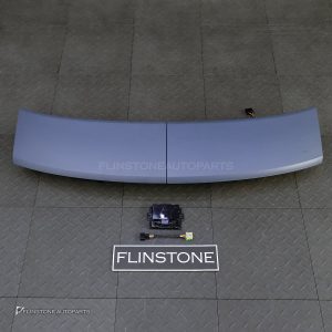 สปอยเลอร์ท้าย LED สำหรับ Porsche 971.1 Panamera งานดิบ