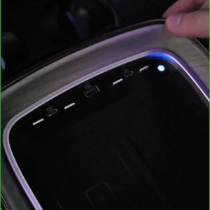ไฟแอมเบียนต์ ที่วางมือถือ Hansshow Rivian R1T/R1S (2.0)