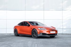สเกิร์ตข้าง Carbon Fiber สำหรับ Tesla Model S ทรง URBAN
