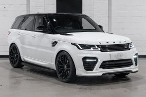 กระจังหน้า Carbon Fiber สำหรับ Range Rover Sport ทรง URBAN ลาย Autograph