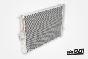 หม้อน้ำ do88 สำหรับ BMW M3 E90 E92