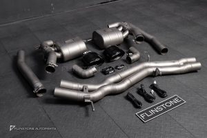 ชุดท่อ USUS EXHAUST TITANIUM สำหรับ PORSCHE CAYENNE 9Y0 สีไทเท ทรง Turbo GT ปลายออกคู่กลาง