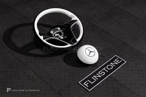 พวงมาลัย พร้อม Airbag สำหรับ X167 GLS-Class MAYBACH หนังสีขาว กรอบดำเงา-โครเมี่ยม ด้ายขาว โลโก้ MAYBACH
