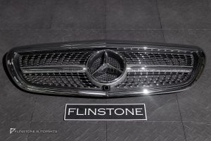กระจังหน้า Mercedes Benz สำหรับ W213 E-Class ทรง Diamond สำหรับรถ exclusive สีโครเมี่ยม