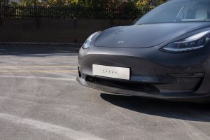 ลิ้นหน้า Carbon Fiber สำหรับ Tesla Model 3 ทรง URBAN