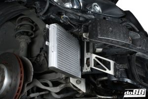 ออยล์คูลเลอร์ do88 สำหรับ BMW M3 E90 E92 DKG / DCT