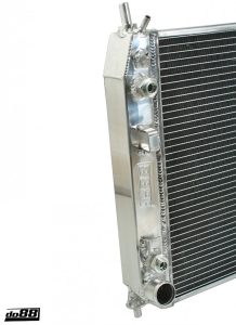 หม้อน้ำ do88 สำหรับ SAAB 9-3 2,0T 2003