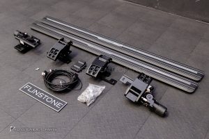 ชุดบันไดข้างไฟฟ้าอัตโนมัติ สำหรับ W464 G-Class แบบยาว แบบมีโลโก้ AMG