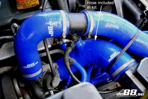 ท่อไอดี do88 สีแดง สำหรับ Volvo 740/940 Turbo 90-98