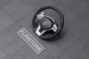 พวงมาลัย พร้อม Airbag สำหรับ W207 E-Class หนังAlcantaraดำ ด้ายขาว ก้านสีโครเมี่ยม