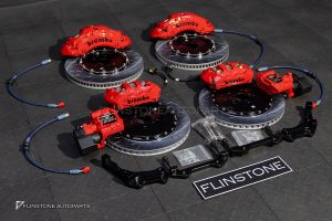 ชุดเบรค Brembo สำหรับ Xpeng G6 สีแดง