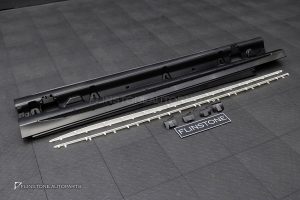 สเกิร์ตข้าง W205 C-Class ทรง AMG งานดิบ