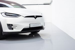 ลิ้นหน้า Carbon Fiber สำหรับ Tesla Model X ทรง URBAN