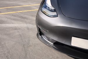 ลิ้นหน้า Carbon Fiber สำหรับ Tesla Model 3 ทรง URBAN