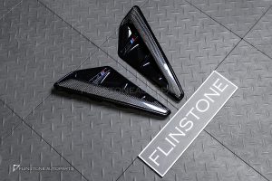 ช่องลมแก้มข้าง Carbon Fiber สำหรับ BMW X5 G05 โลโก้ดำ