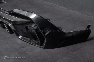 ดิฟฟิวเซอร์พร้อมปลายท่อ Carbon fiber สำหรับ BMW X6 G06 LCI ทรง Larte Design