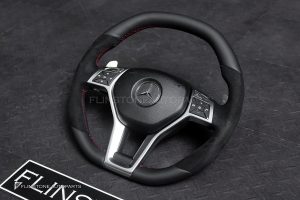 พวงมาลัย พร้อม Airbag สำหรับ W207 E-Class หนังดำ ด้ายแดง กรอบสี ดำ-เงิน