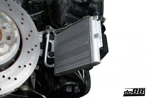 ออยล์คูลเลอร์ do88 สำหรับ BMW M3 E90 E92 DKG / DCT
