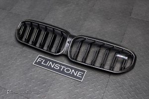 กระจังหน้า Carbon Fiber USUS AUTOCLAVE BMW G30 LCI Series 5 ทรง M5 พร้อม โลโก้