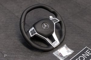 พวงมาลัย พร้อม Airbag สำหรับ W212 E-Class หนังดำ ด้ายดำ ก้านสีโครเมี่ยม