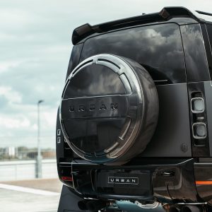 สปอยเลอร์ท้าย สำหรับ Defender L663 ทรง URBAN