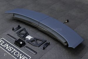 สปอยเลอร์ท้าย LED สำหรับ Porsche 971 Panamera ทรง TUBRO S งานดิบ