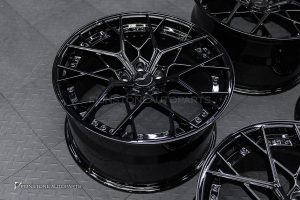 ล้อ Custom forged USUS สำหรับ Porsche Cayenne E3.2 ขอบ 22 5-130