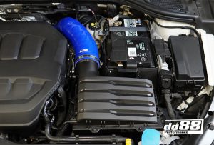 ท่อไอดี do88 สีน้ำเงิน สำหรับ VAG 2.0 TSI EA888 Gen4 (300hp)