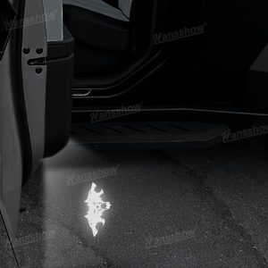 ไฟส่องพื้นต้อนรับ ประตู Hansshow Tesla Cybertruck Cyberbeast