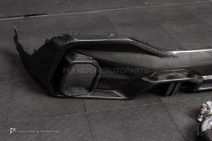 ดิฟฟิวเซอร์ท้าย Carbon Fiber BMW X6 G06 LCI ทรง Future Design พร้อมไฟ LED และปลายท่อ