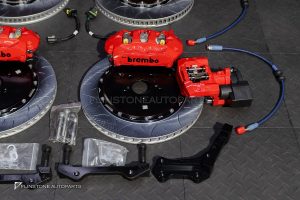 ชุดเบรค Brembo สำหรับ Xpeng G6 สีแดง