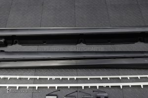 สเกิร์ตข้าง W205 C-Class ทรง AMG งานดิบ