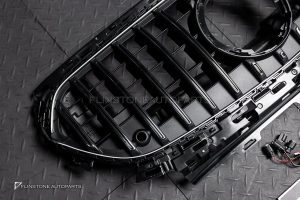 กระจังหน้า LED สำหรับ W214 E-Class ทรง GT สีดำเงา-โครเมี่ยม มีกล้อง แท้