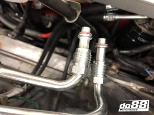 ออยล์คูลเลอร์ do88 สำหรับ Saab 900 Turbo 1984-1993 Engine