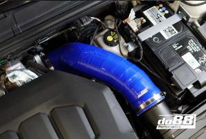 ท่อไอดี do88 สีน้ำเงิน สำหรับ VAG 2.0 TSI EA888 Gen4 (300hp)