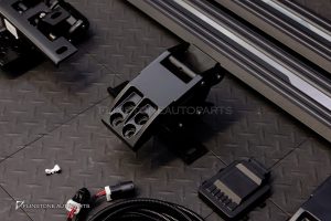 ชุดบันไดข้างไฟฟ้าอัตโนมัติ สำหรับ W464 G-Class แบบยาว แบบมีโลโก้ AMG