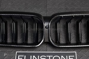 กระจังหน้า Carbon Fiber USUS AUTOCLAVE BMW G30 LCI Series 5 ทรง M5 พร้อม โลโก้