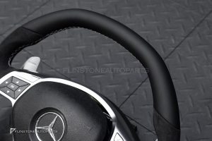 พวงมาลัย พร้อม Airbag สำหรับ W207 E-Class หนังAlcantaraดำ ด้ายขาว ก้านสีโครเมี่ยม