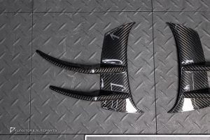 คาหนาดหน้า Carbon Fiber USUS AUTOCLAVE สำหรับ C190 AMG GT R