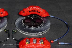 ชุดเบรค Brembo สำหรับ Xpeng G6 สีแดง